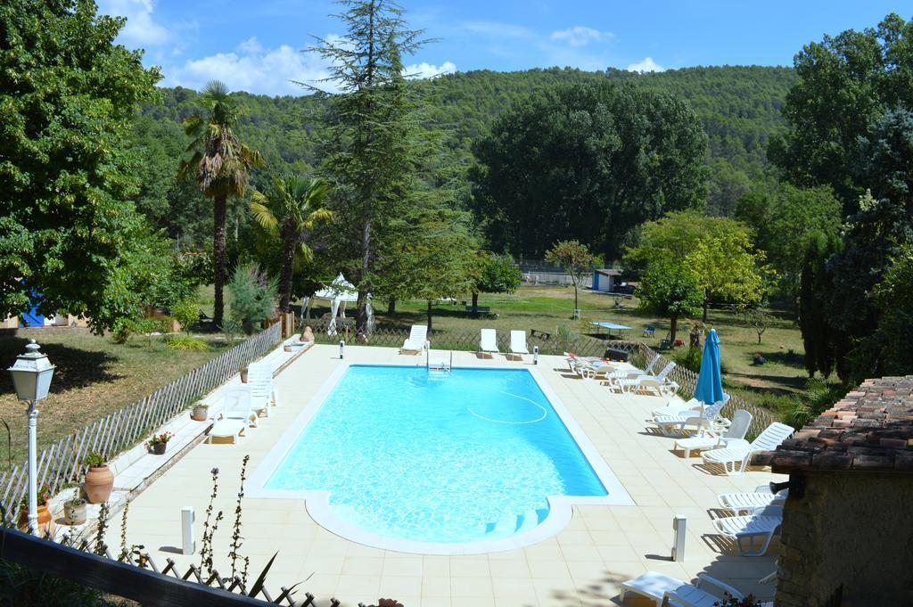Le Pigeonnier Chambre D'Hotes La Provenc'Ane Salernes Exterior foto