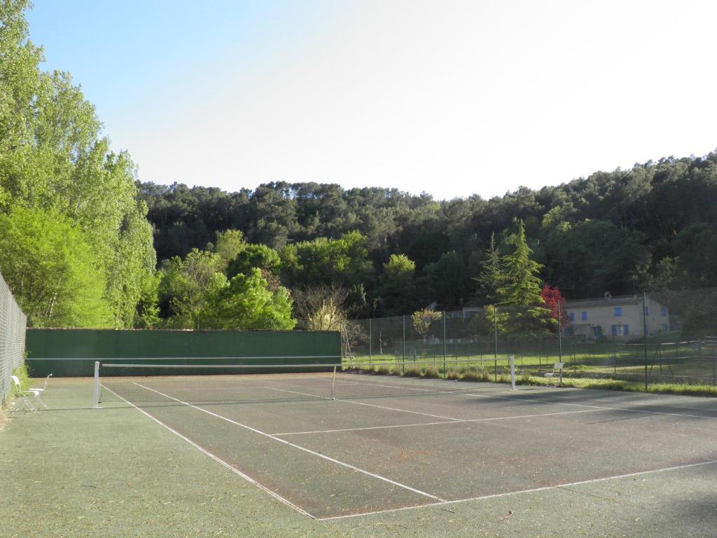 Le Pigeonnier Chambre D'Hotes La Provenc'Ane Salernes Exterior foto